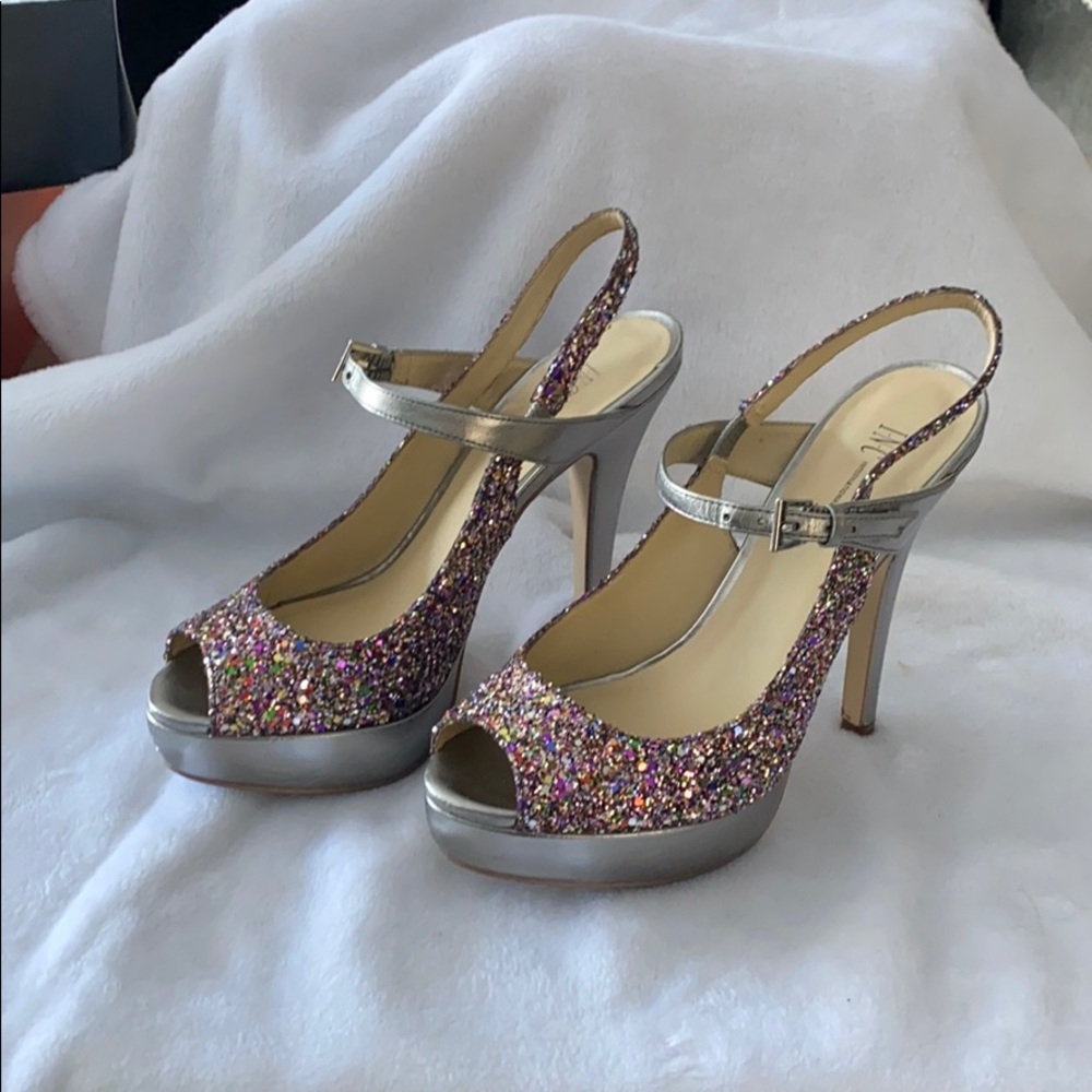 I.N.C International Concepts Pansy Mult platform